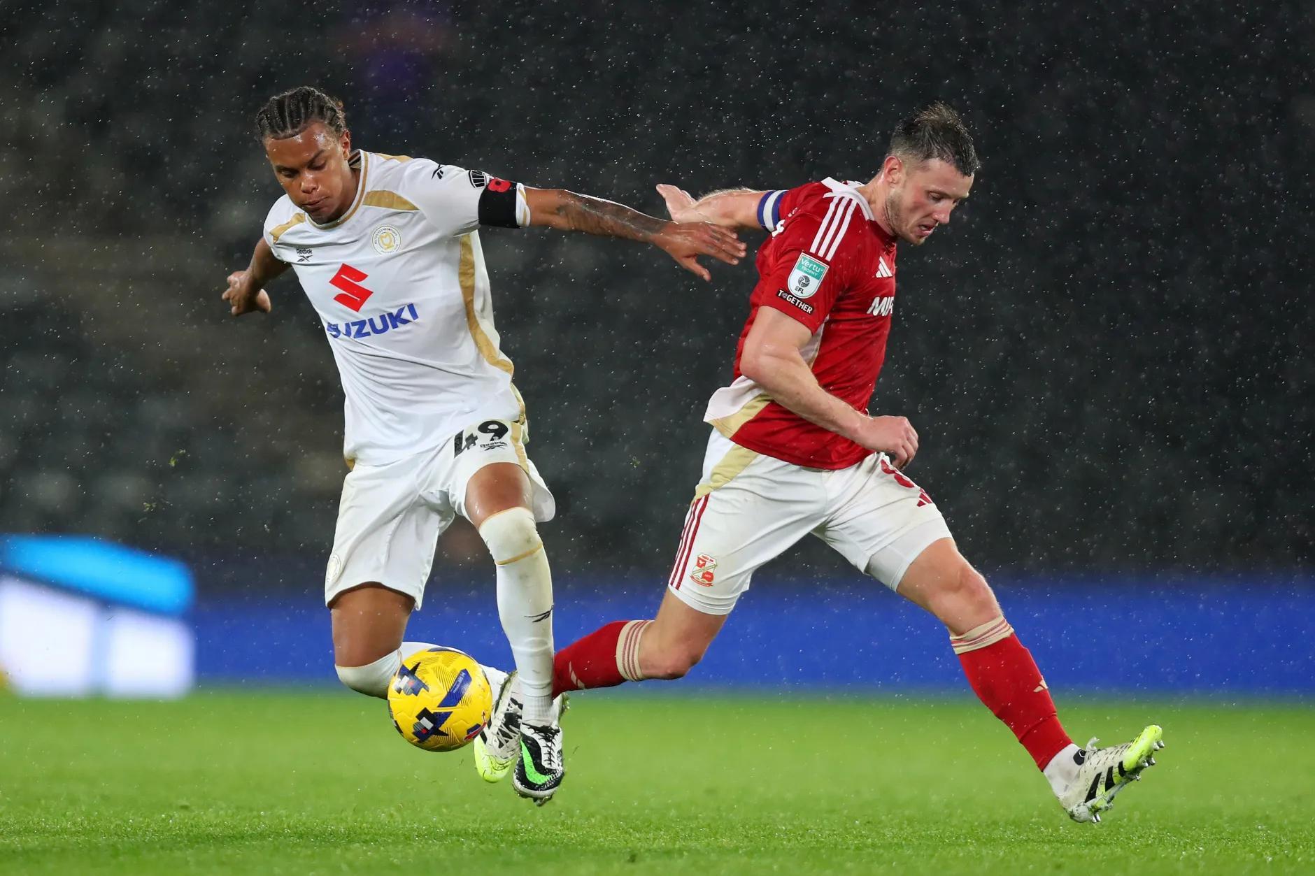 hth-英媒：英乙斯文登派侵犯私处而遭禁赛的球员上场，或将面临取消资格处罚