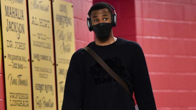 1632663856020045680.jpg Andrew-Wiggins-Mask-GETTY-1232673997.jpg